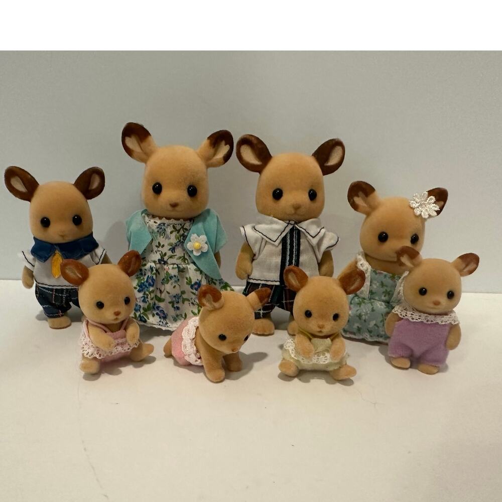 Calico Critters Dear Family with babies 8 total gently played with condition